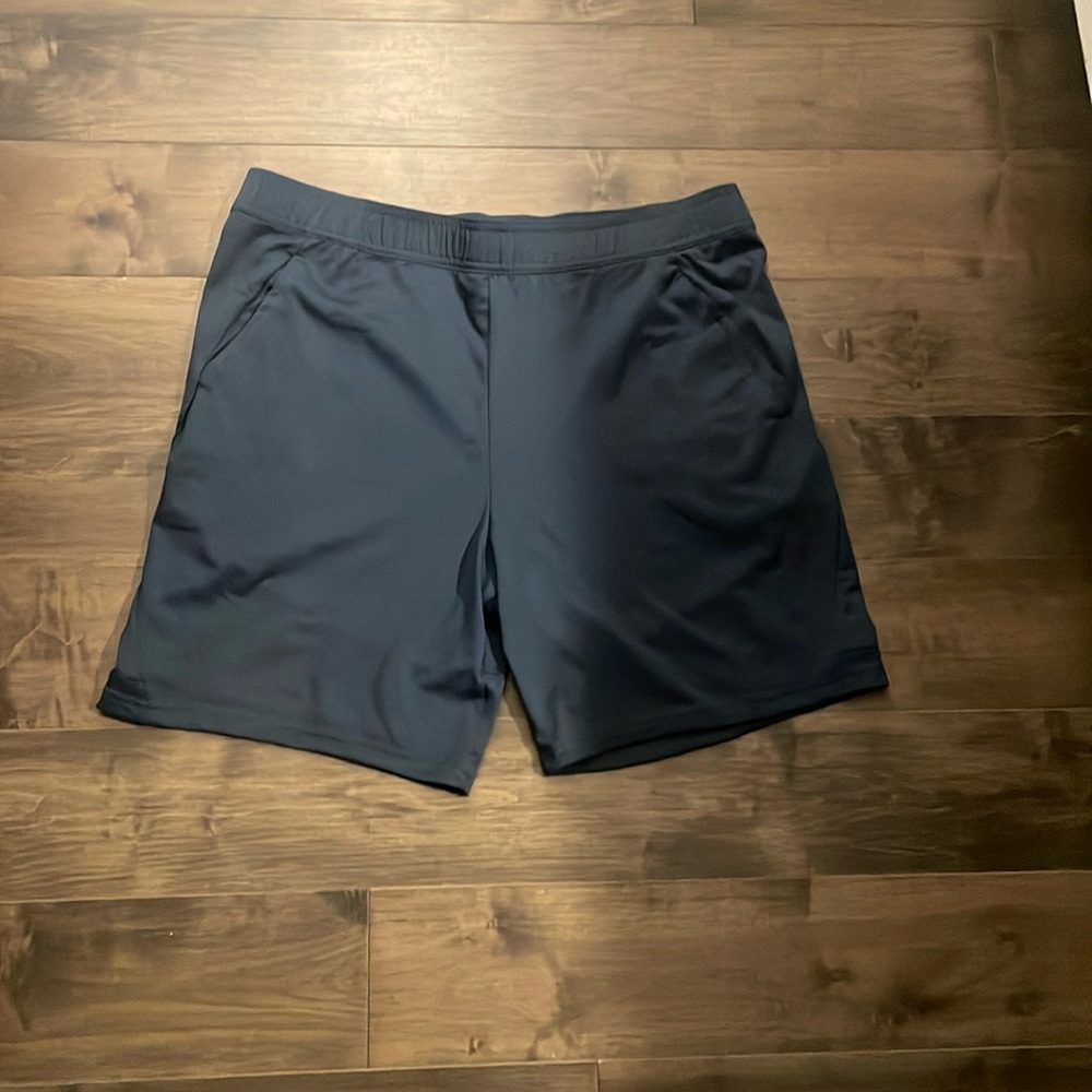 All in motion navy shorts L
